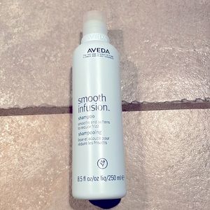 Aveda Smooth Infusion Shampoo. NWOT. 8.5 fl oz. or 250 ml. Full size.